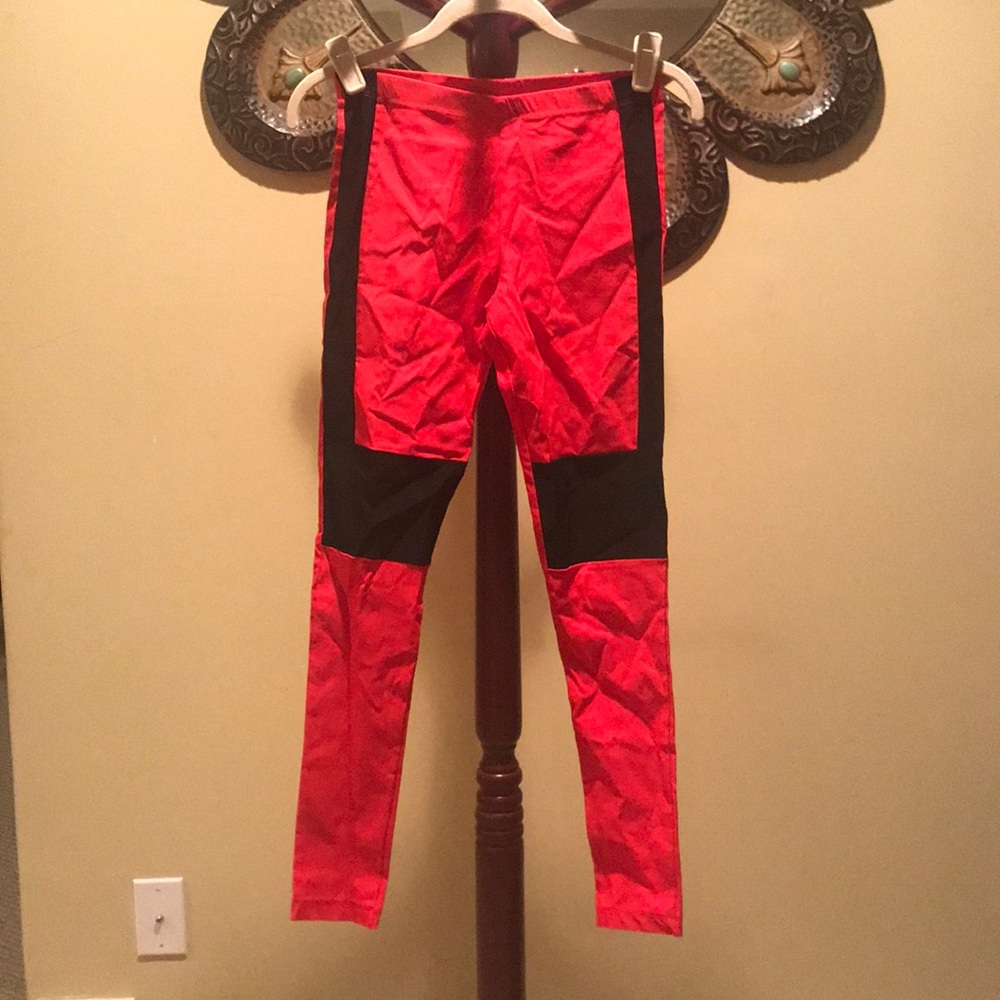 Red riding leggings